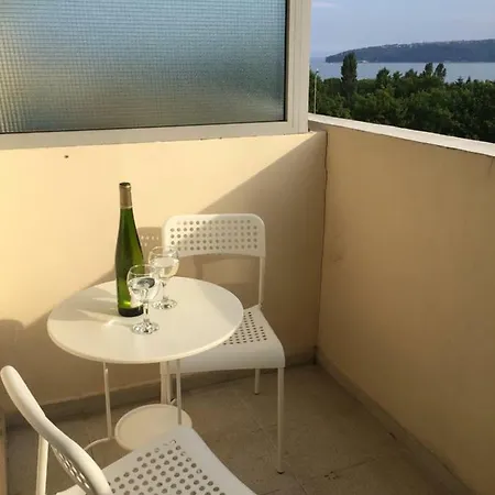 El Mate Sea Garden&beach Apartment Warna