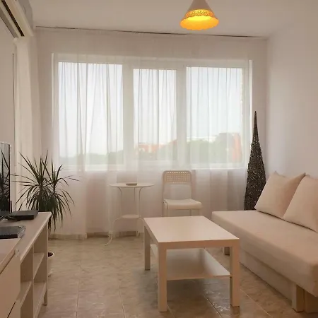 Апартаменты El Mate Sea Garden And Free Parking *